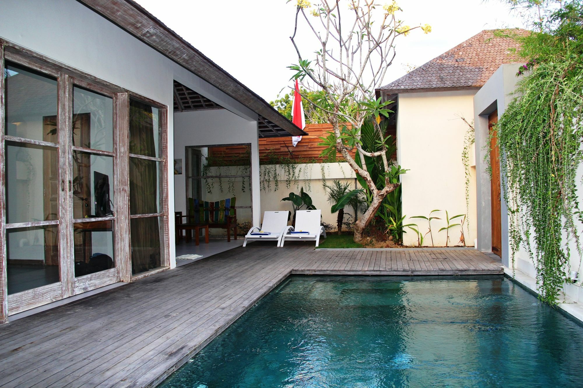 The Decks Bali Villa Legian Buitenkant foto