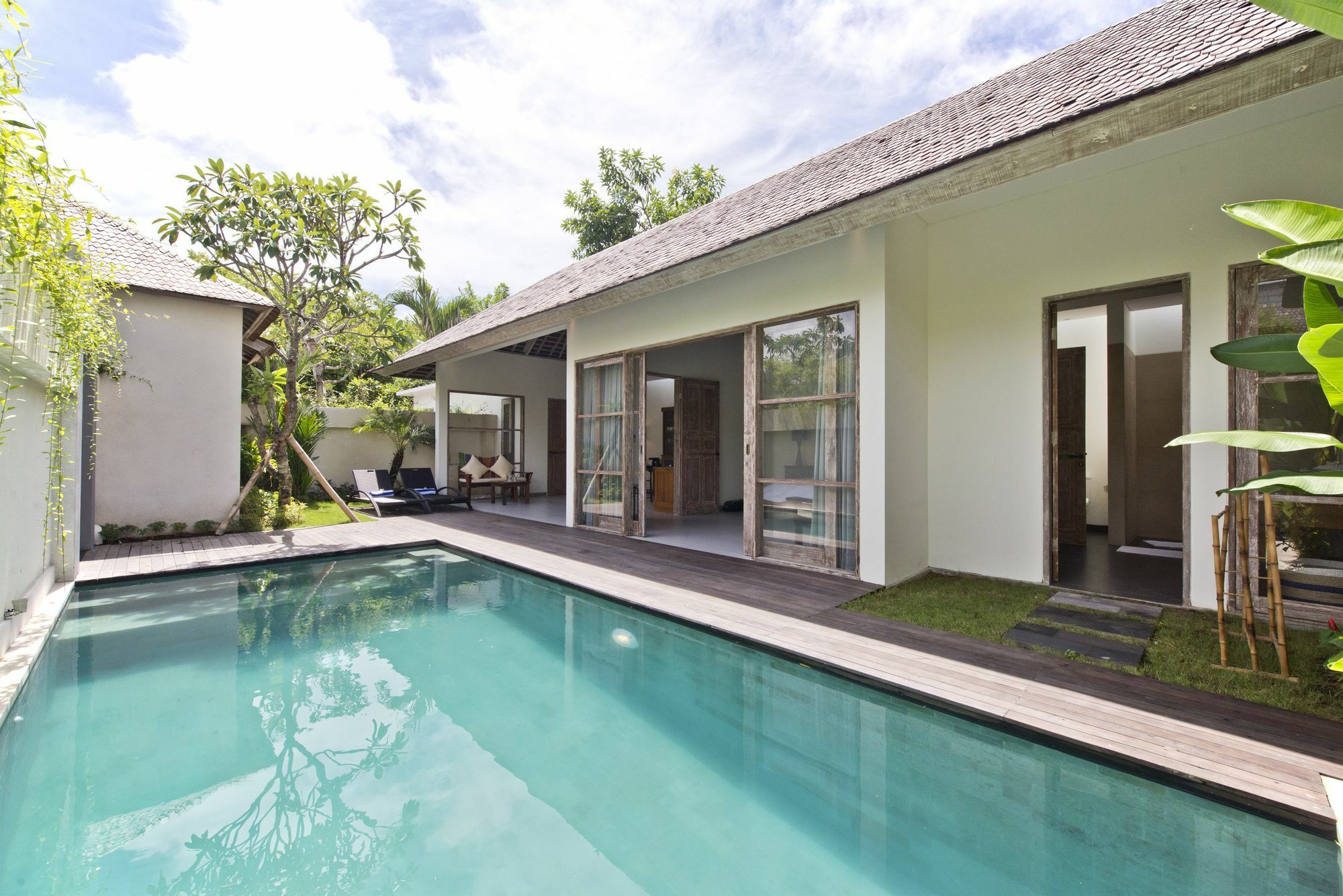 The Decks Bali Villa Legian Buitenkant foto