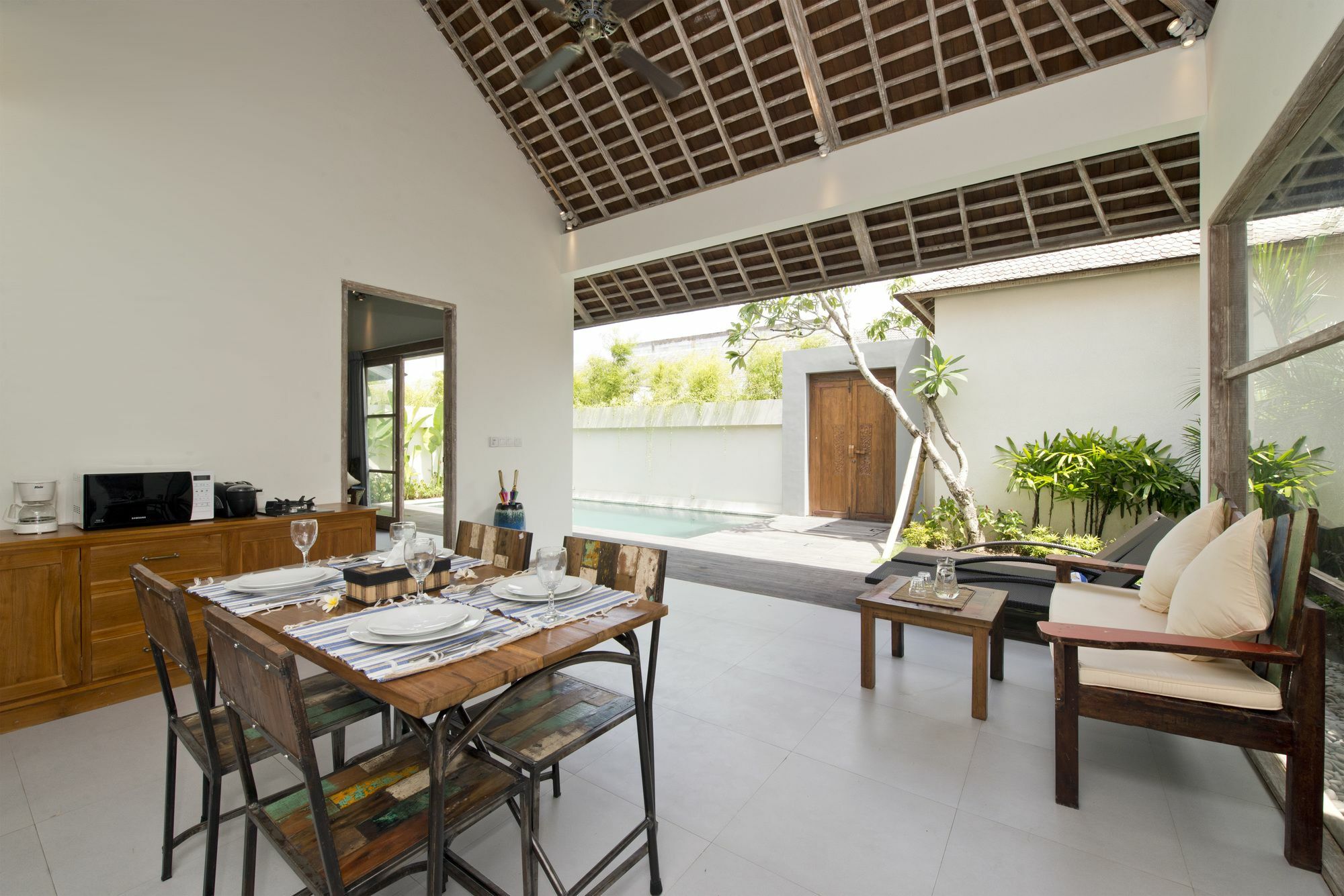 The Decks Bali Villa Legian Buitenkant foto